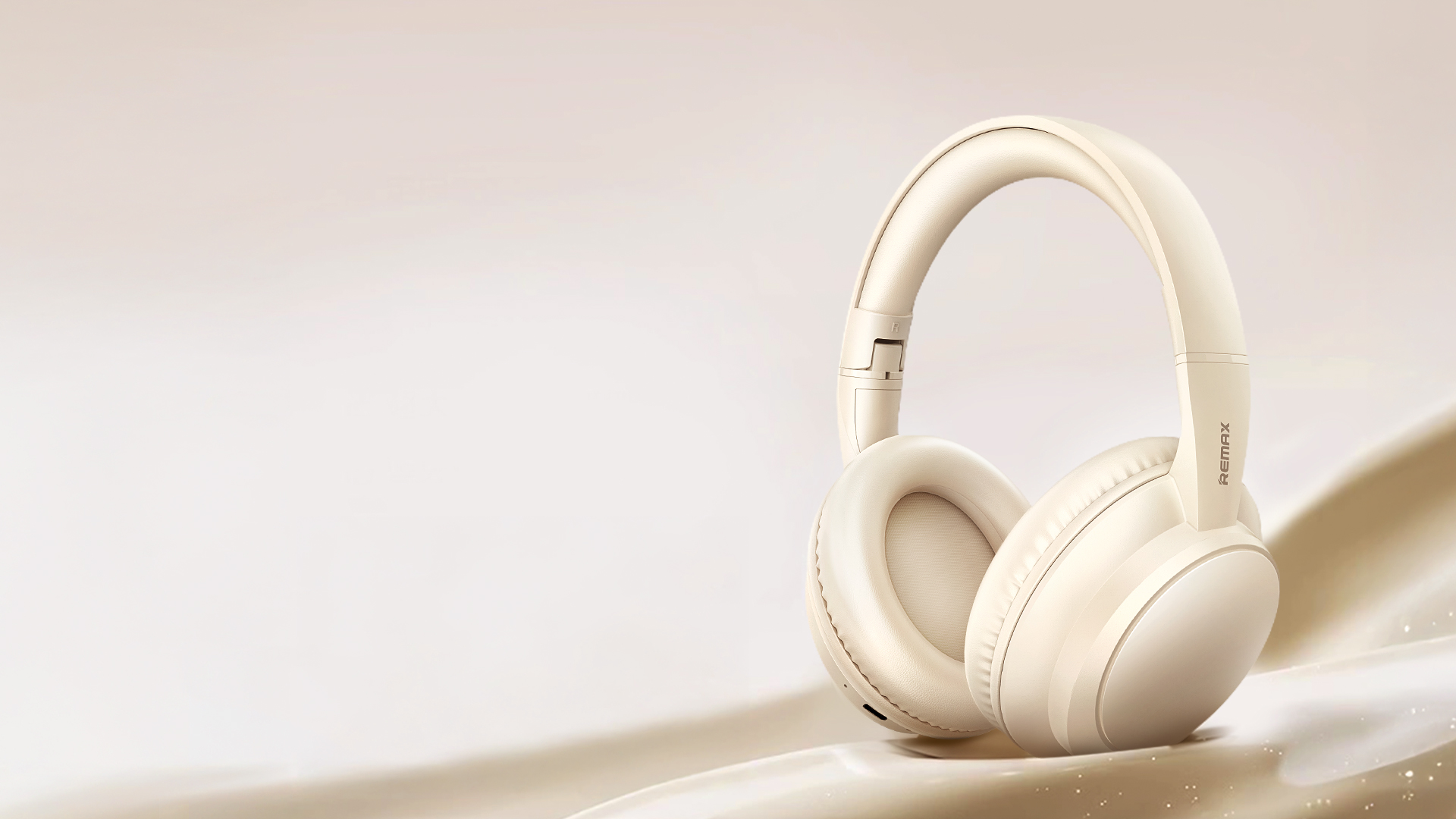 Remax RB-100HB Wireless Headphones