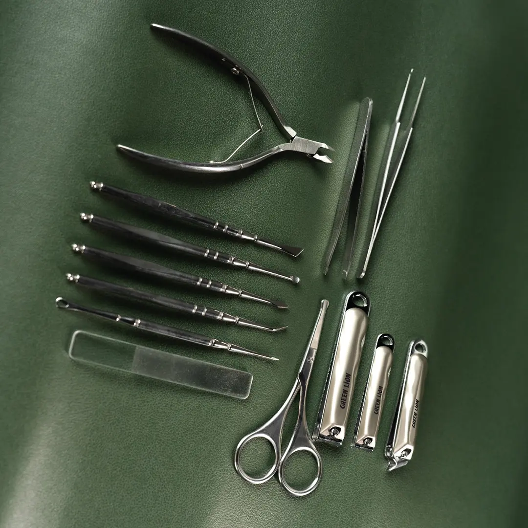 Green Lion Manicure & Pedicure Set